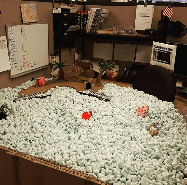 20 Excellent Office Pranks Your Coworkers Won't See Coming